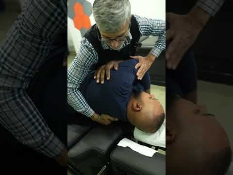 Natural body asmr 🔊👂 #nyc #chiropractor #releif #relatable